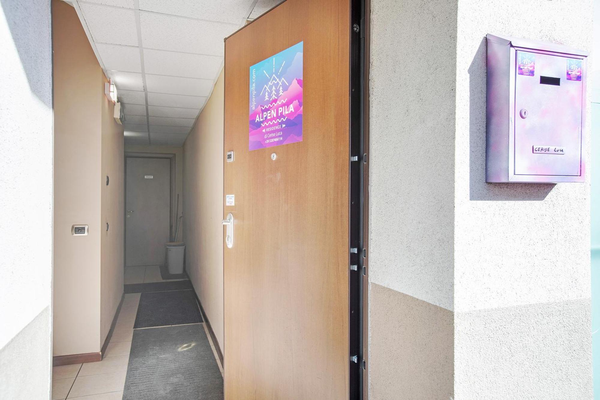Alpen Pila Residence Loft 4 アオスタ エクステリア 写真
